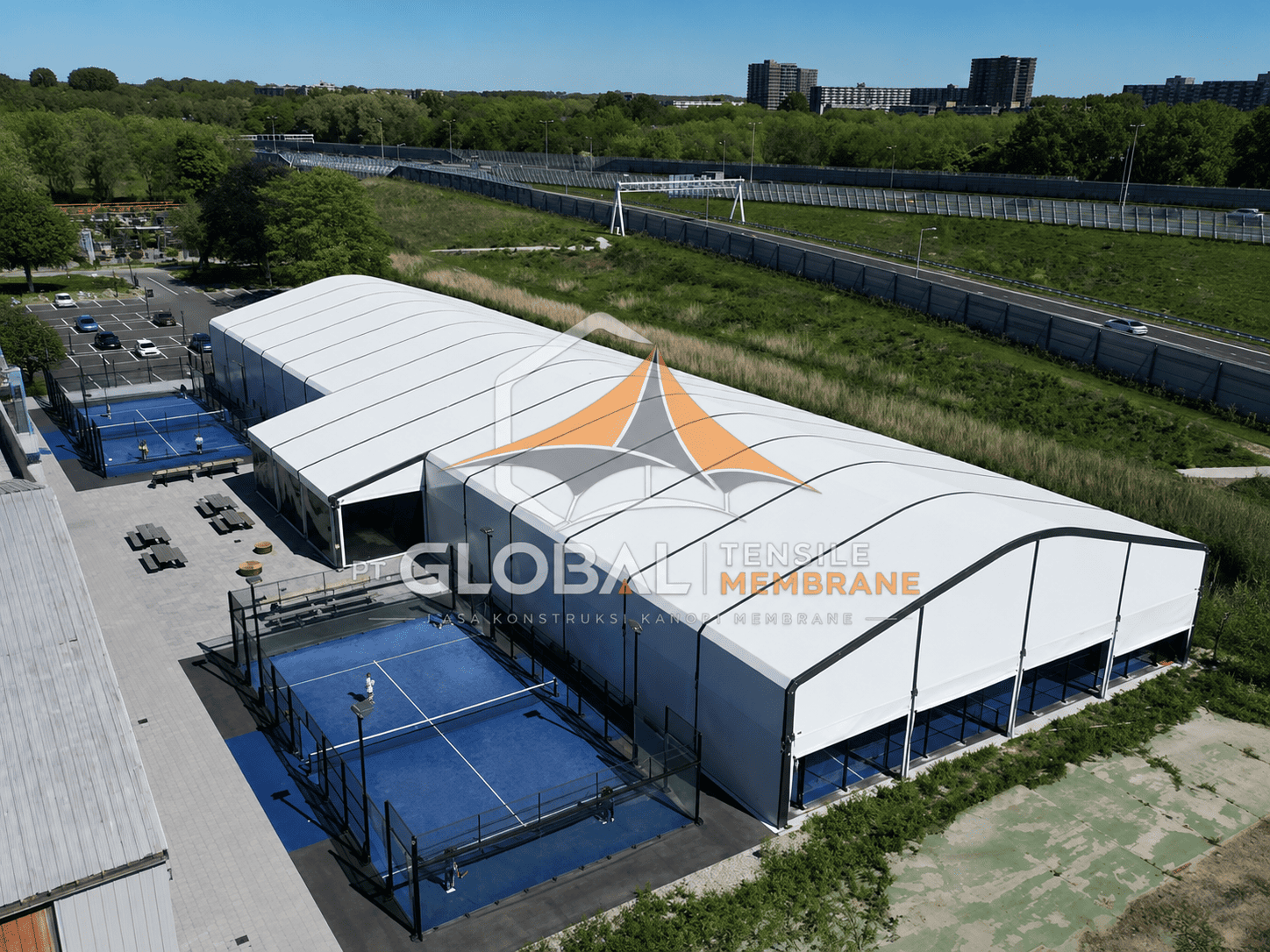 Lapangan basket tensile membrane