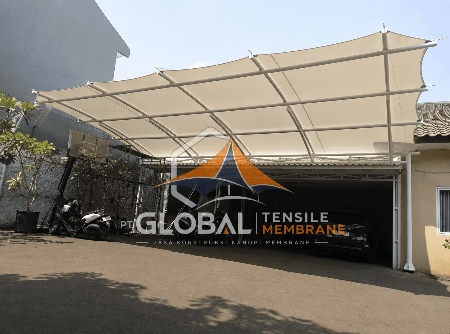 Carport tensile membrane residensial
